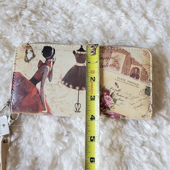 Women's Silver Wallet NWT - Picture 2 of 7